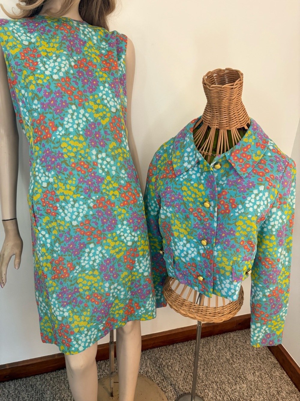 Vintage Teal Floral Midi Dress with Cropped Jacket - Picture 15 of 15